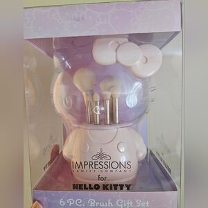 NIB Hello Kitty Impressions 6 Pc Makeup Brush Gift Set W/Container Matte Pink